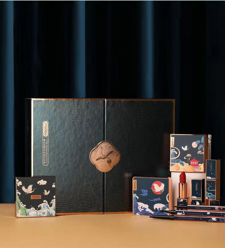 Chinoiserie Eyeshadow Carved Makeup Set