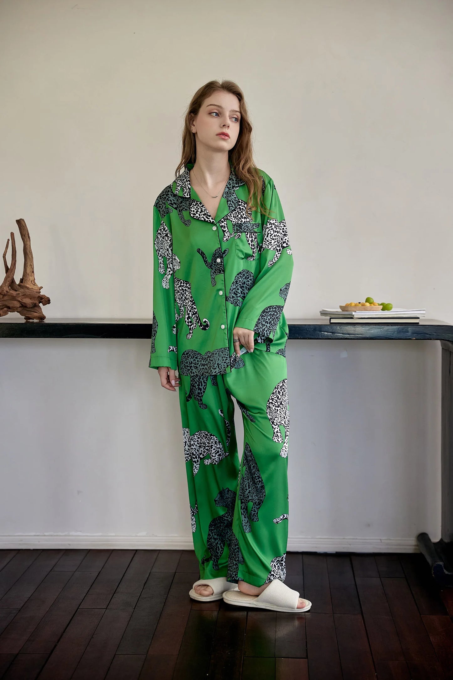 Women Green Leopard Printed Sleepwear Silk